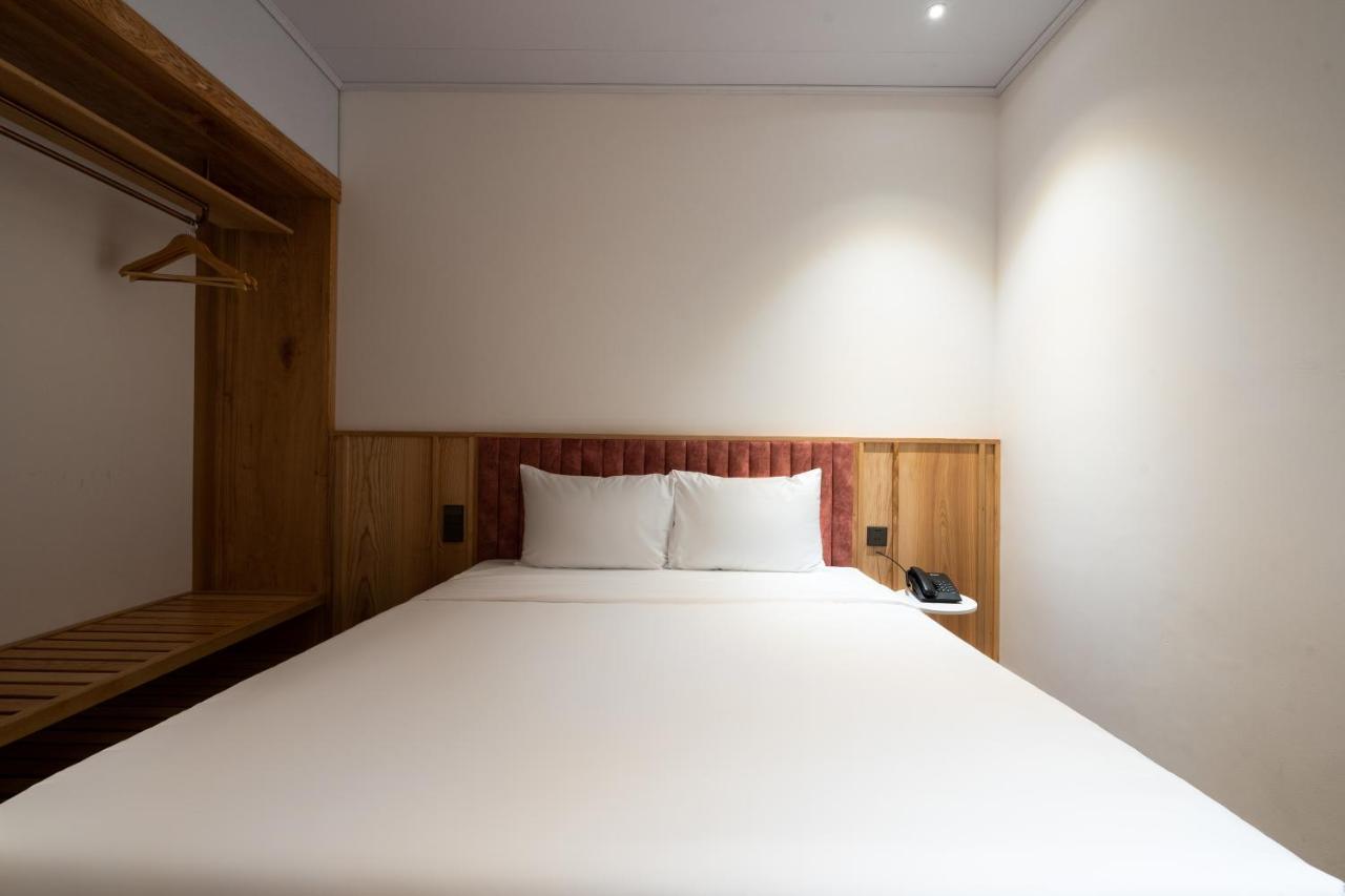 Haven Hut Hotel Ho Chi Minh-stad Buitenkant foto